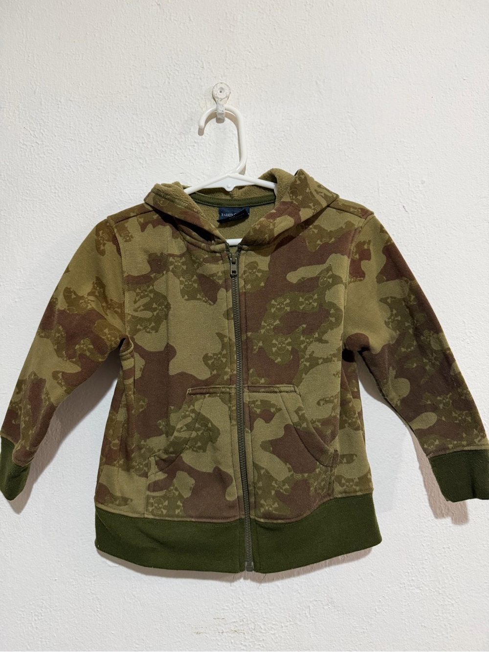 Faded Glory Olive & Brown Camo Zip Hoodie